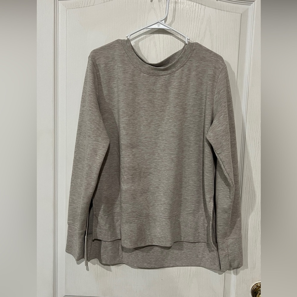Final Price MPG Heather Gray Sweatshirt